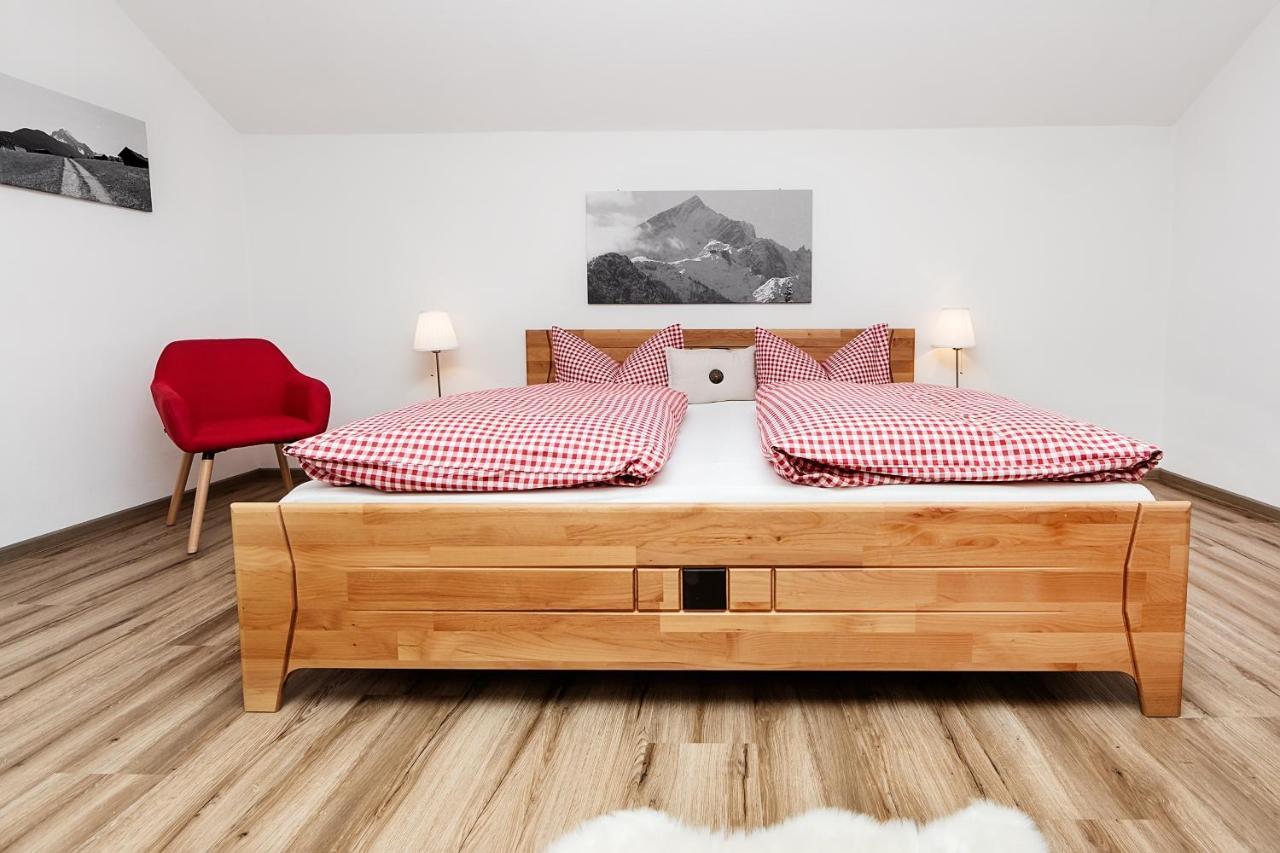 Ferienhaus Alpspitzecho Гармиш-Партенкирхен Екстериор снимка